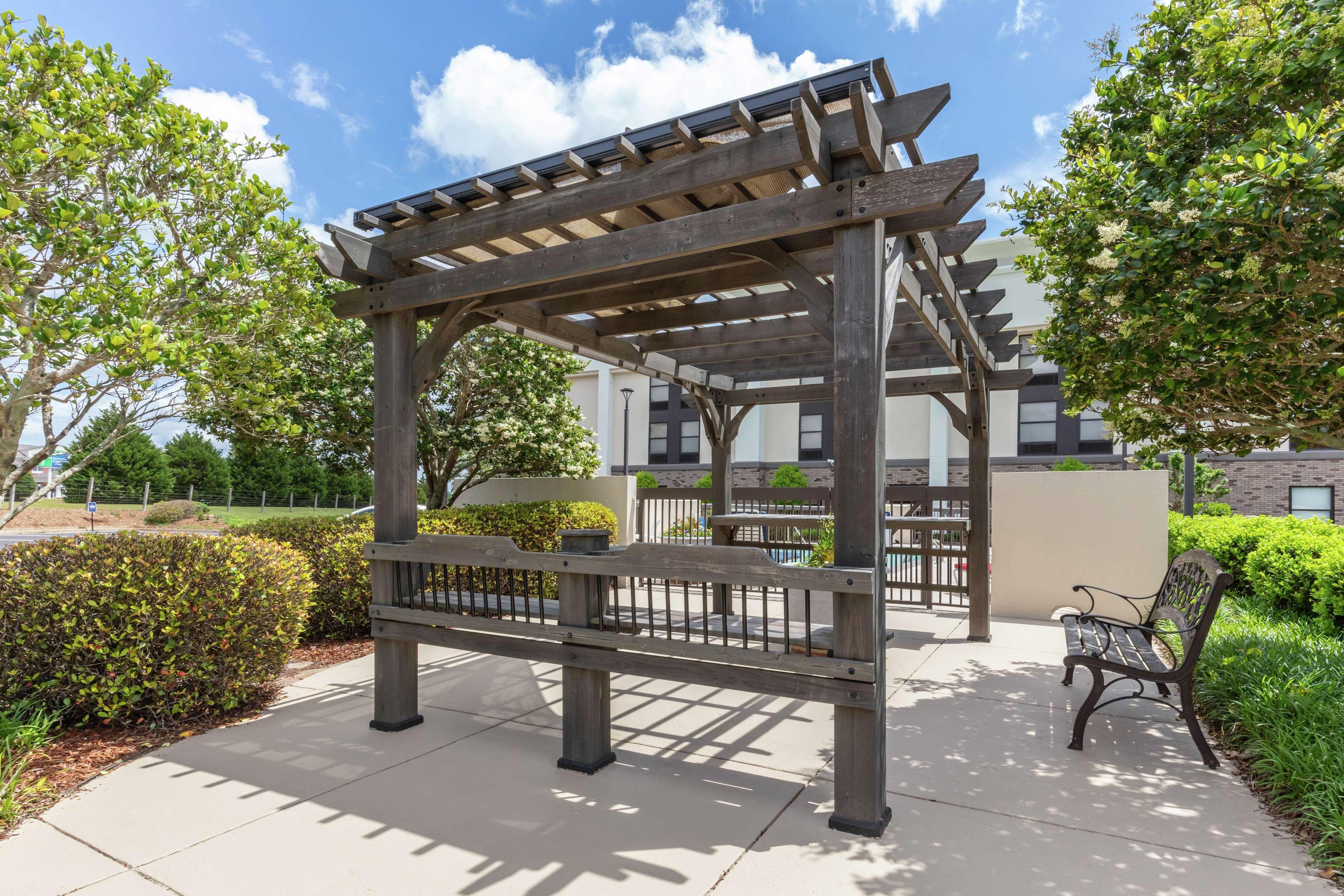 Hampton Inn Brookhaven Exterior photo