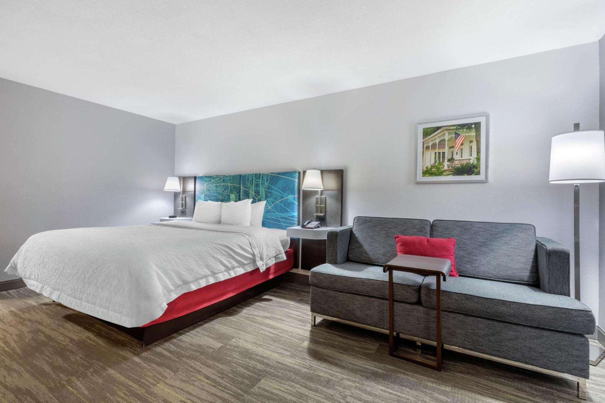 Hampton Inn Brookhaven Exterior photo