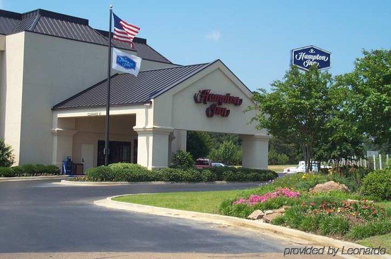 Hampton Inn Brookhaven Exterior photo