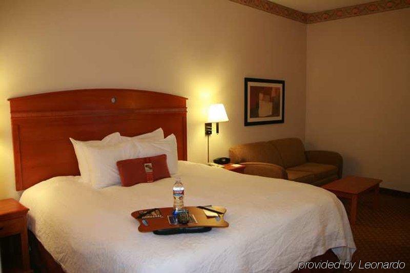 Hampton Inn Brookhaven Room photo